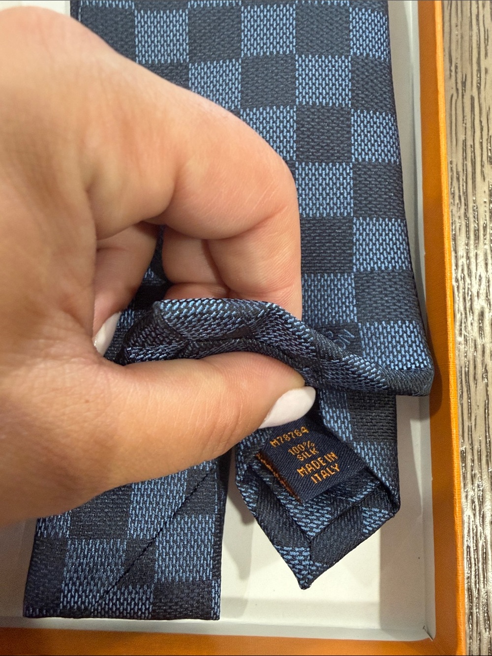 Authentic Louis Vuitton Blue Checkered Men's Tie - - Picture 3 of 5